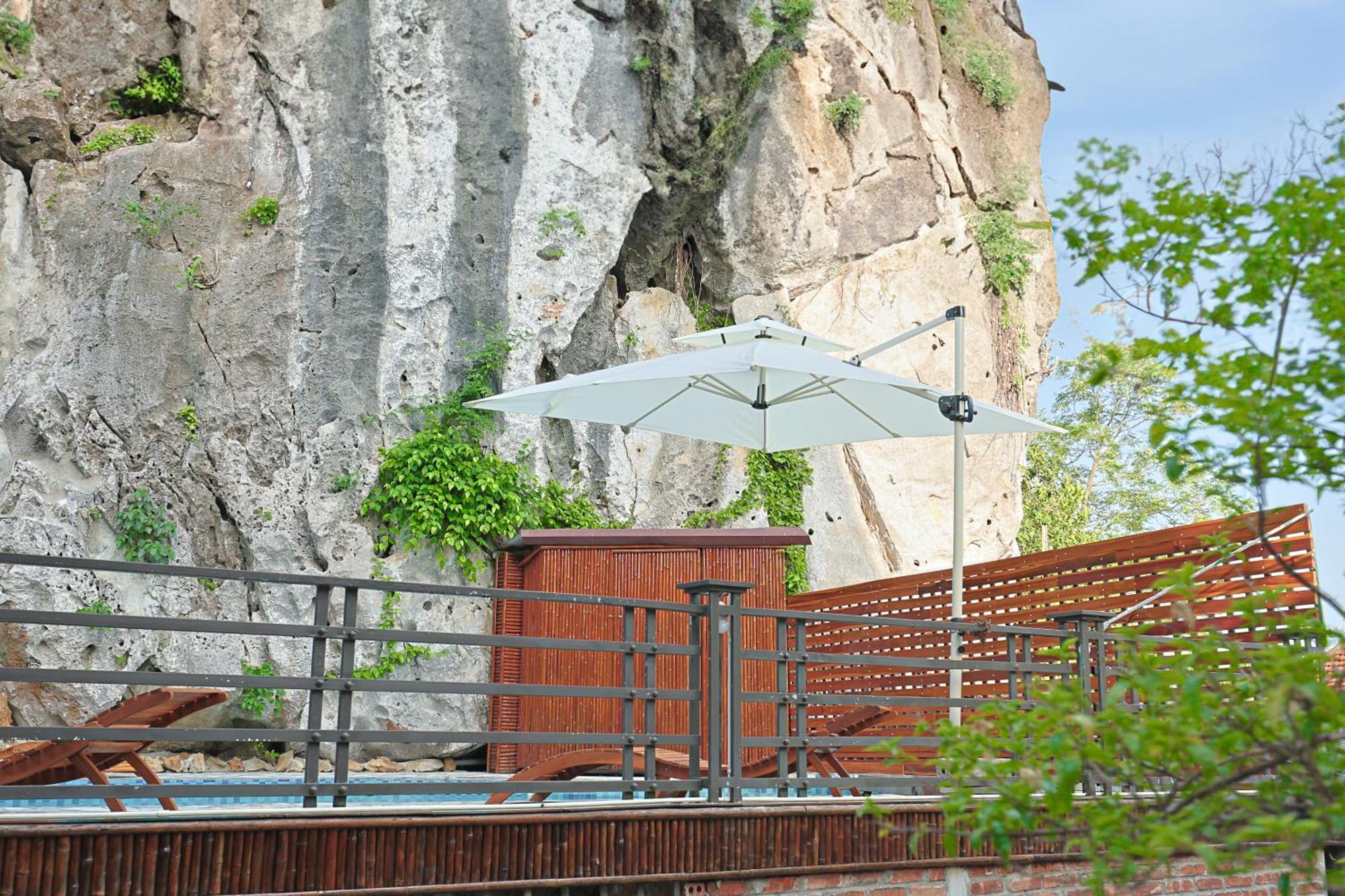 Bamboo Hill Villa Нин Бин Екстериор снимка